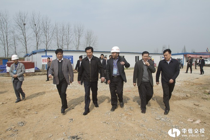 省委常委、市委書記黃楚平調(diào)研白洋港口新區(qū)1.jpg